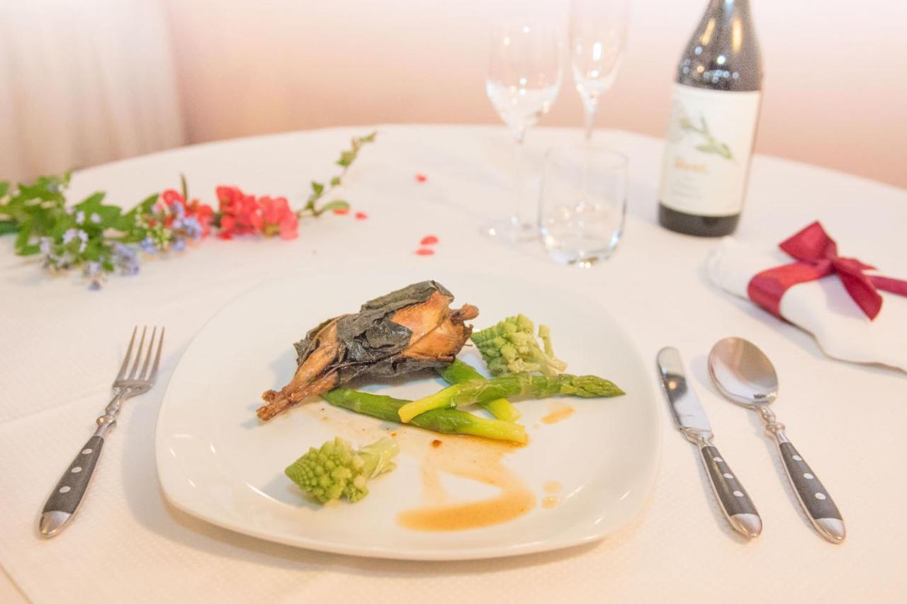Locanda Villa Pinus Ormea Eksteriør billede
